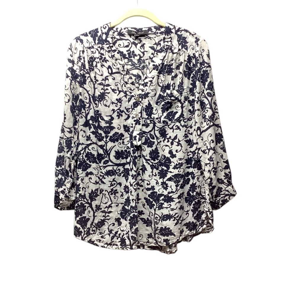 Honey Punch vneck Navy print Blouse Size Small